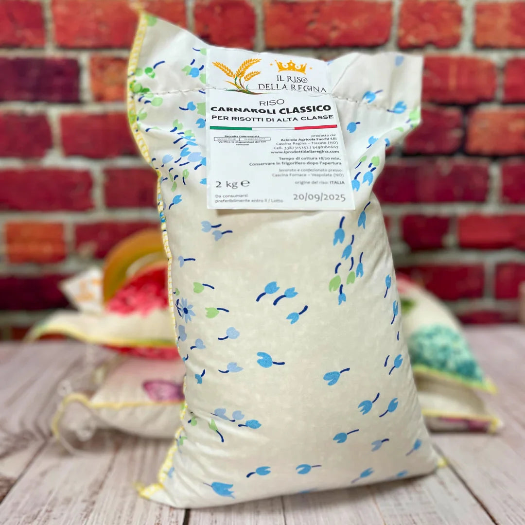 Confezione da 2 kg di riso Carnaroli Classico di alta qualità con etichetta Il Riso della Regina, C'era una Volta - Bottega delle Mucche - Trecate (NO)